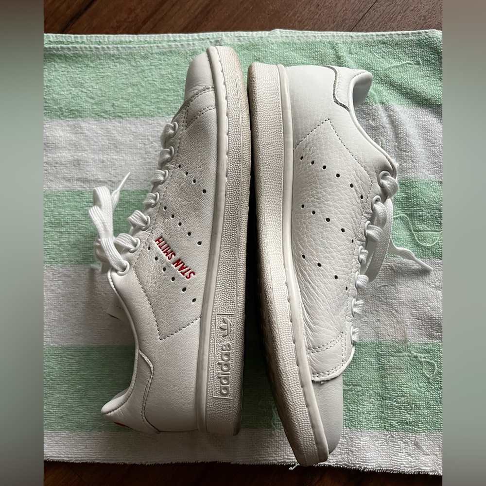ADIDAS STAN SMITHS - 2021 Valentines Limited Edition